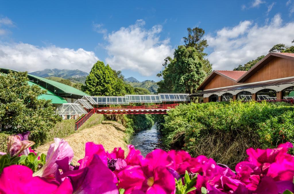 Hotel Recanto Das Hortensias Паса-Куатру Екстер'єр фото